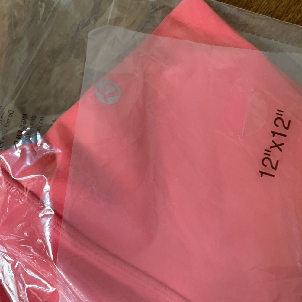 NWT Lululemon Align High-Rise SHORTS 6" LIP GLOSS PINK SIZE 4 BIKE SHORTS NWT